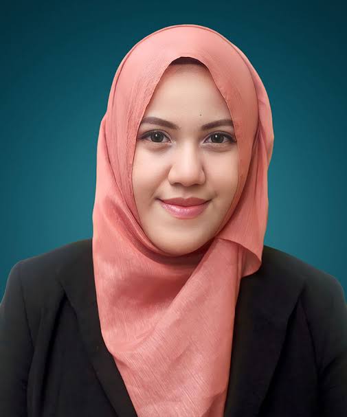 D.Tialurra Della Nabilla,SE.M.Ak