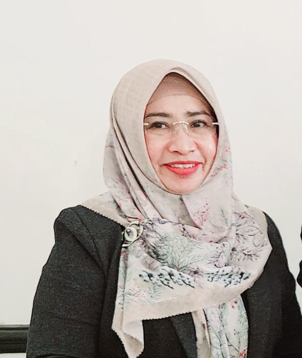 Hj. Eka Agustiani.,SE,MM