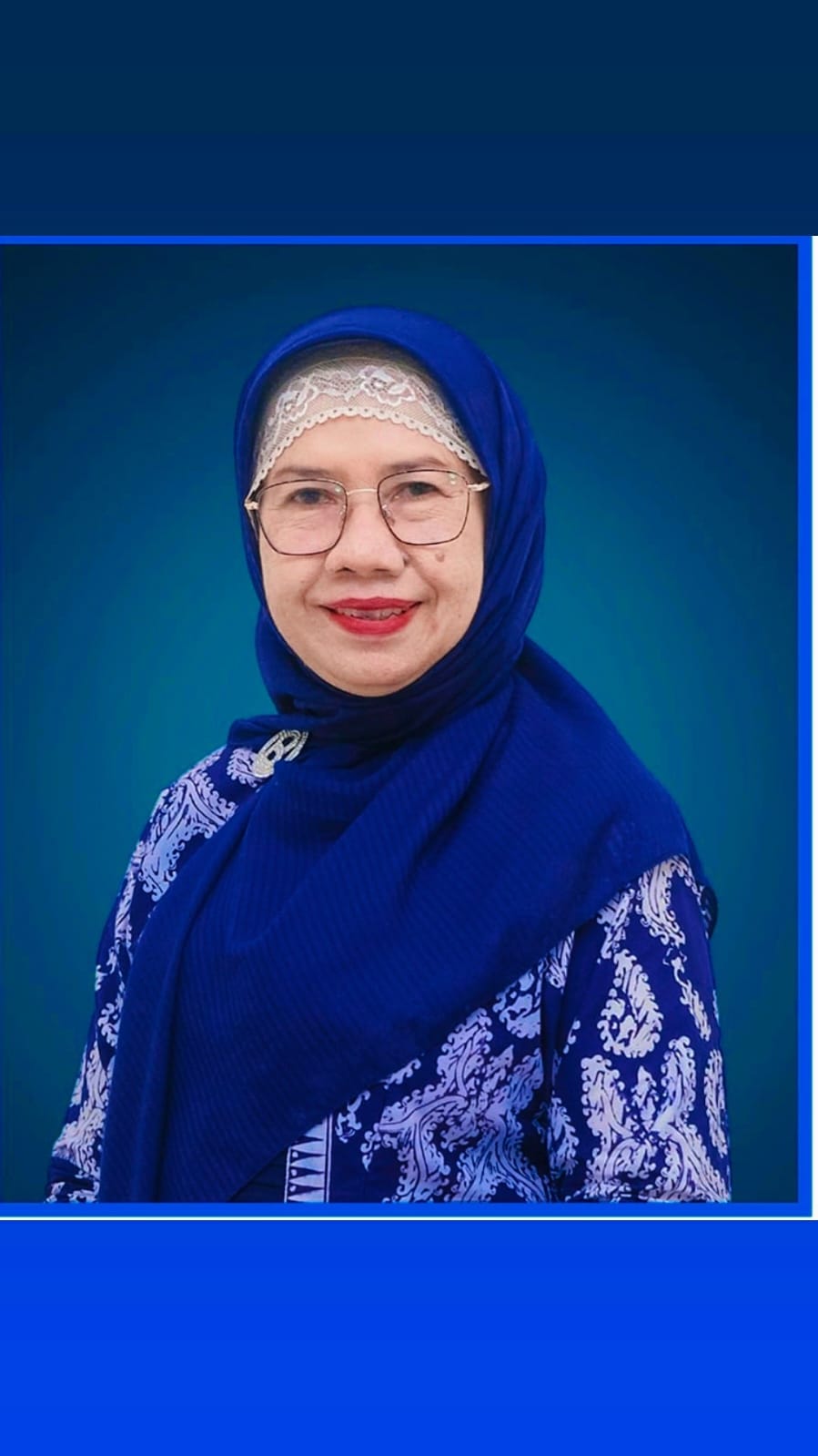 Dr. Hj. Emi Salmah,M.Si