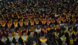 Wisuda-Foto-WEB